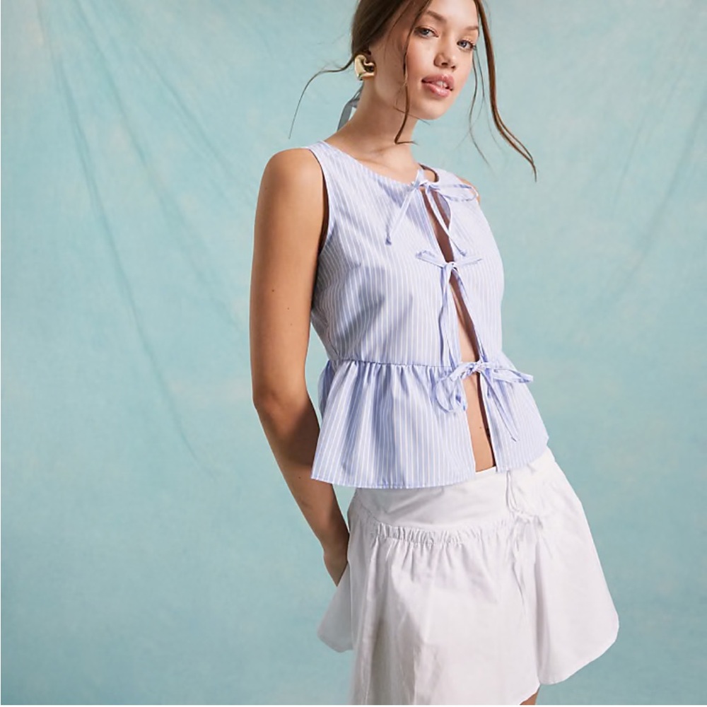 Miss Selfridge poplin tie front sleeveless top in blue stripe